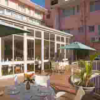 Lady Hamilton, 2 of 5