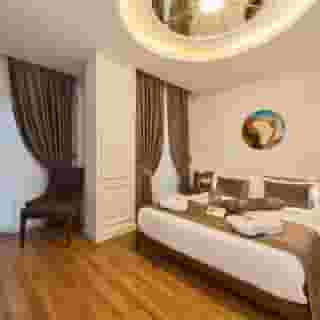 Darkmen Hotel, 5 of 5