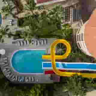 Numa Club Side, 3 of 5