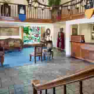 Castle Inn and Suites, 5 of 5