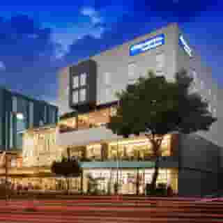 City Express La Raza, 3 of 5