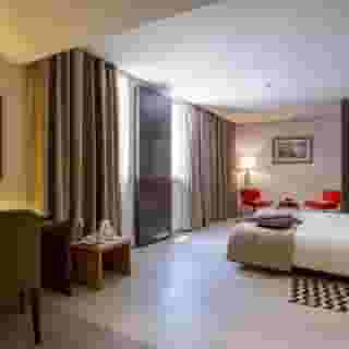 Le Belvedere, 3 of 5