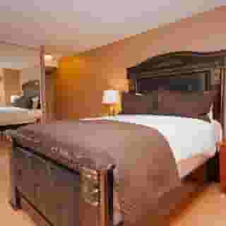 Canada Suites on Bay, 1 of 5