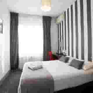 Raymond4 Toulouse, 3 of 5