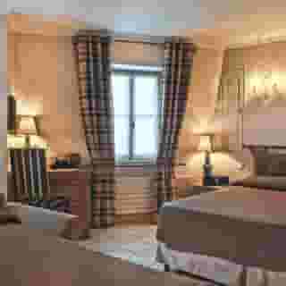 Albe Bastille, 2 of 5