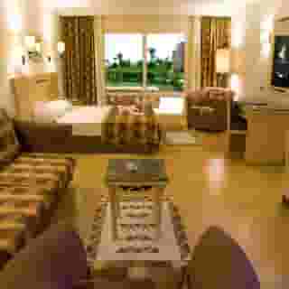 Solitaire Resort, 4 of 5