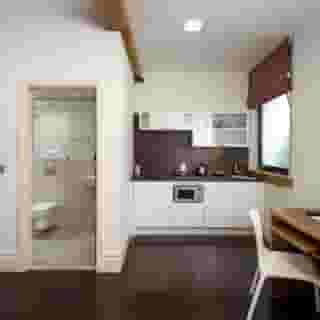 Roomzzz Manchester, 2 of 5