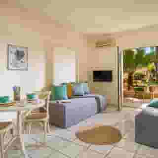 Danaides Apartments, 3 of 5