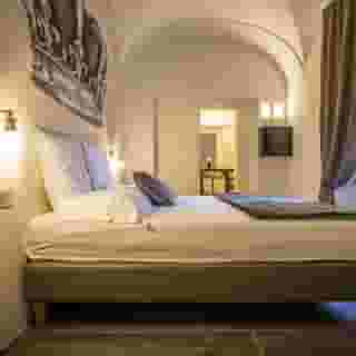 Trevi Contemporary Suite, 4 of 5