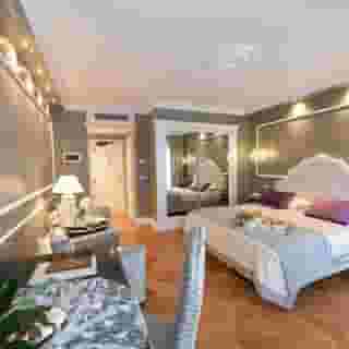 Savoia & Jolanda, 3 of 5