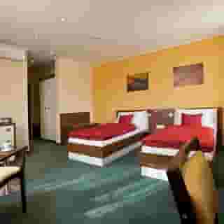 Hotel Viktor, 3 of 5