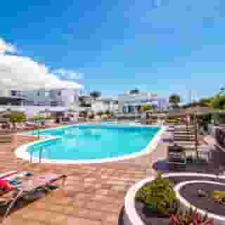 Apartamentos LIVVO Oasis, 2 of 5