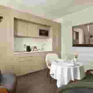 La Clef Champs-Elysees by The Crest Collection, 4 of 5