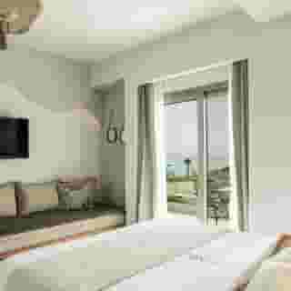 Blue Carpet Luxury Suites, 6 of 6
