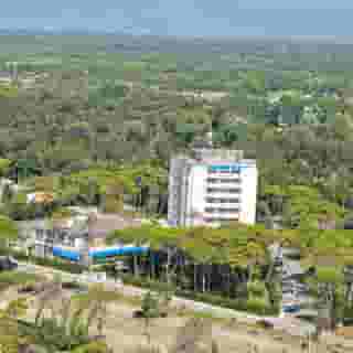 Grand Hotel Golf, 2 of 5