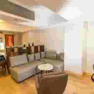 Homy Residence, 2 of 5