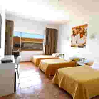 HSR Gil - Adults Only, 2 of 5