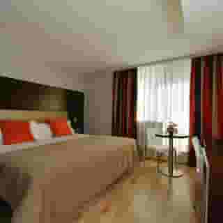 Hotel Tent Granada, 2 of 5