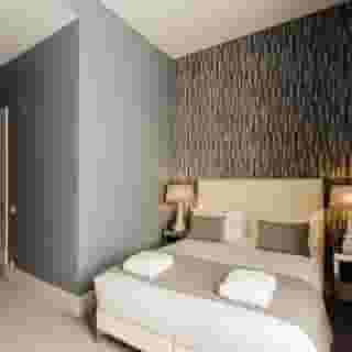 Dear Lisbon Gallery House, 3 of 5