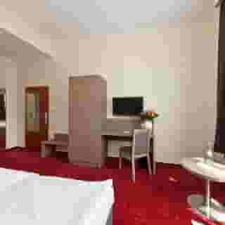 Hotel Holstenwall, 3 of 5