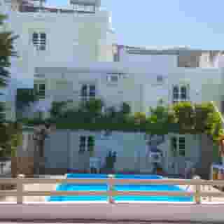 Semiramis Apartments, 4 of 5