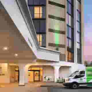 Holiday Inn Austin Town Lake, 2 of 5