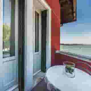 Villa Laguna, 3 of 5