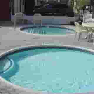 Castle Inn and Suites, 2 of 5