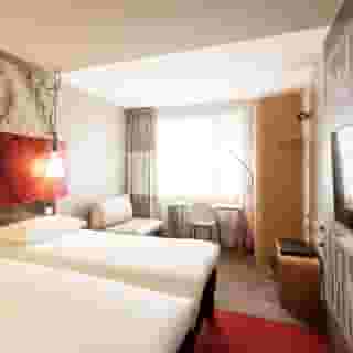 ibis Lyon Carre de Soie Hotel, 1 of 5