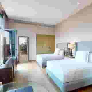Marquis Reforma, 3 of 5