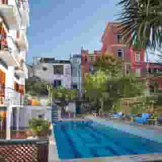 Club Sorrento, 1 of 5