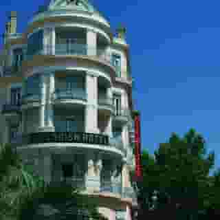 Le Cavendish, 2 of 5