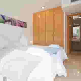 Charmsuites Paralel, 1 of 5