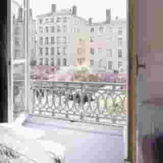 Hotel du Theatre, 3 of 5