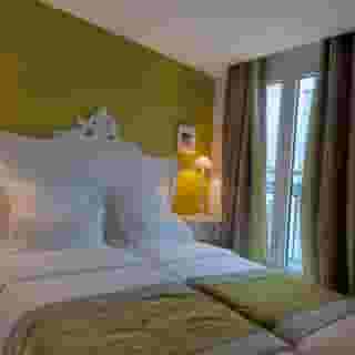 Cluny Square, 4 of 5