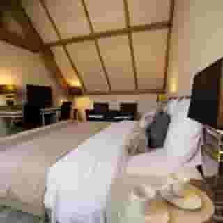 Grand Hotel Normandy, 4 of 5