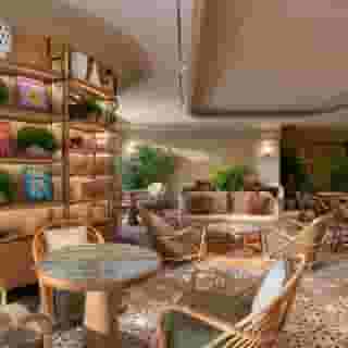 Island Shangri La Hong Kong, 2 of 5