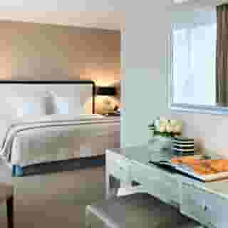 Warwick Paris, 1 of 5