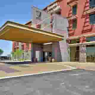 Hampton Inn and Suites Scottsdale at Talking Stick, 6 of 6