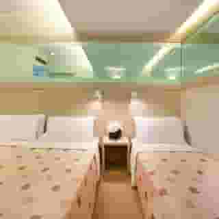 Silka Far East, 4 of 5