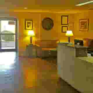Americas Best Value Inn Austin University, 3 of 5