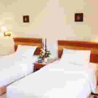 Sunset Mansion, 1 of 4