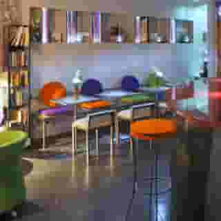 Apostrophe Hotel, 6 of 6