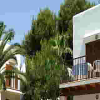 Sun Beach Apartments, 3 of 5