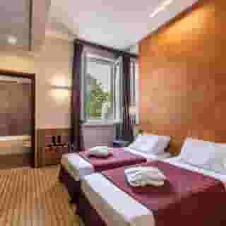 HOTEL KOLBE, 2 of 5