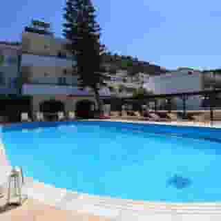 Iraklis Apartments & Studios, 3 of 5