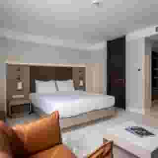 Noble Pangalti, 5 of 5