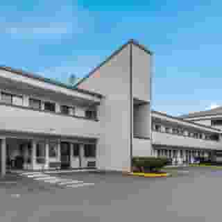 Quality Inn Bellevue, 2 of 5