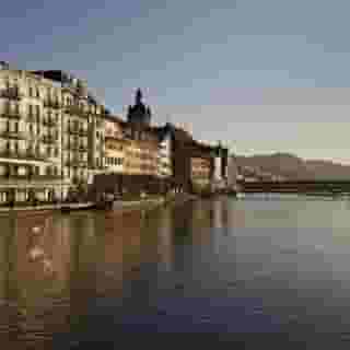 Des Balances, 2 of 5