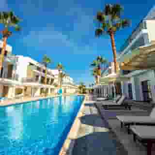 La Rosa Waves Beach Resort & Aqua Park, 1 of 5